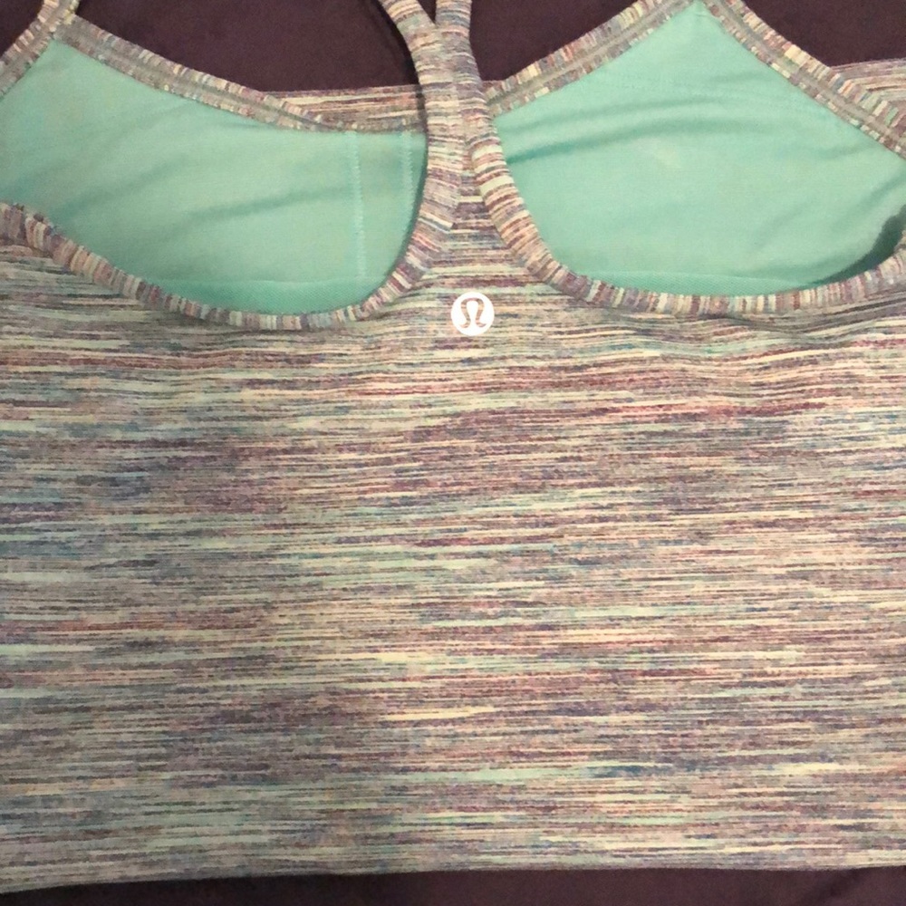LULULEMON TANK